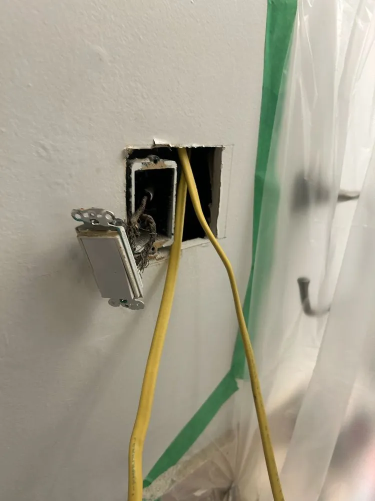 Slide of Chacon Handyman