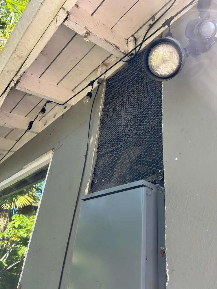 Slide of Chacon Handyman