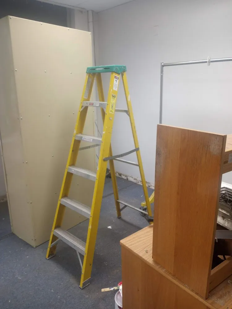 Slide of Charleswell Handyman Service.