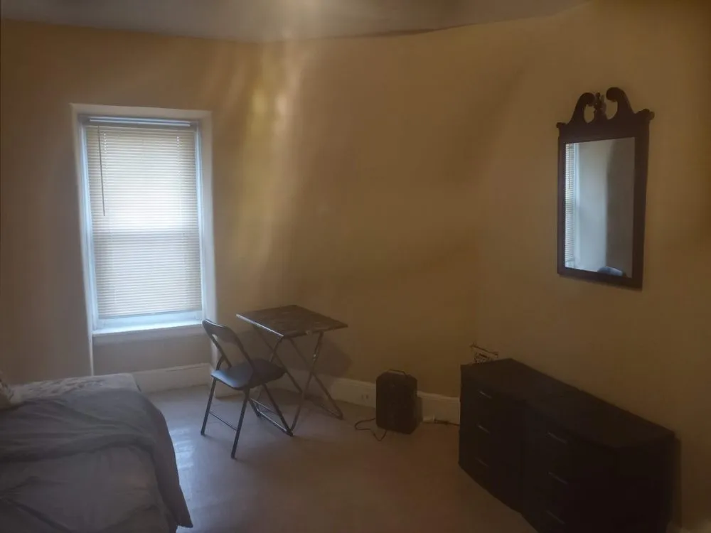 Slide of Charleswell Handyman Service.