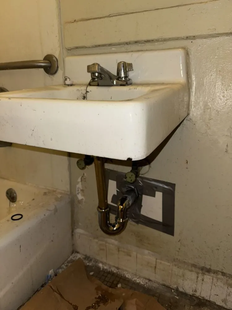 Slide of Charlies Plumbing & Heating