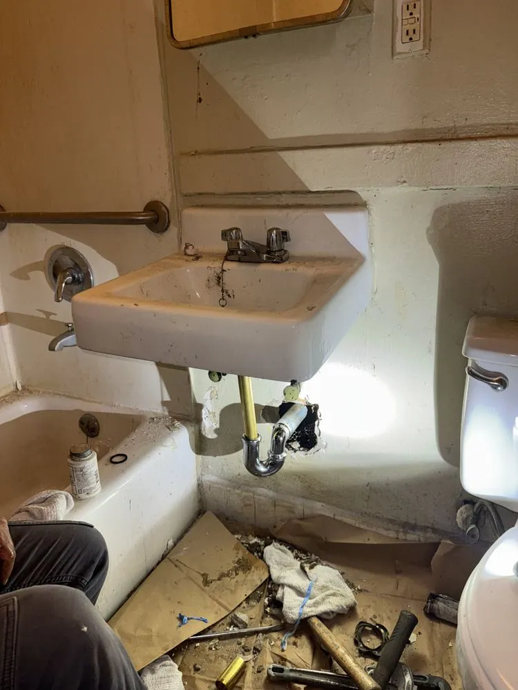 Slide of Charlies Plumbing & Heating