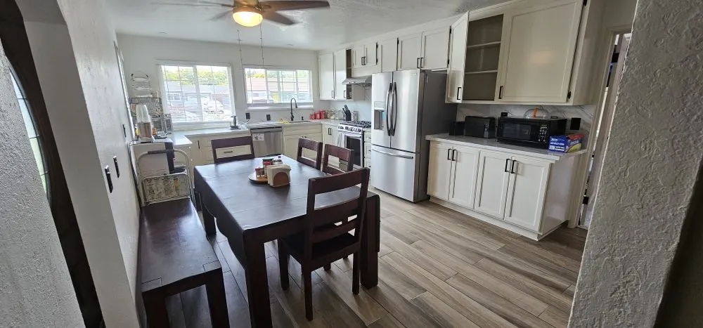 Slide of Chavez Handyman & More