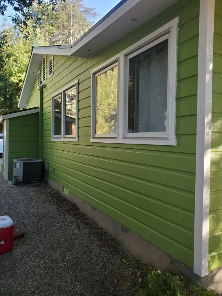 Slide of Chavez Handyman