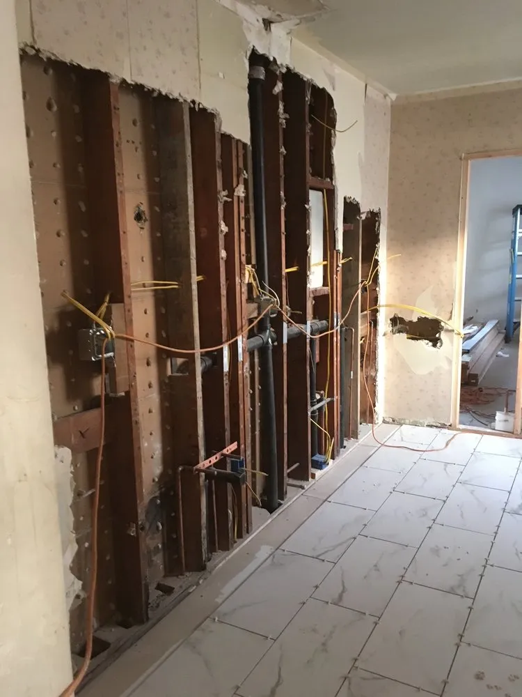 Slide of Cherry Construction