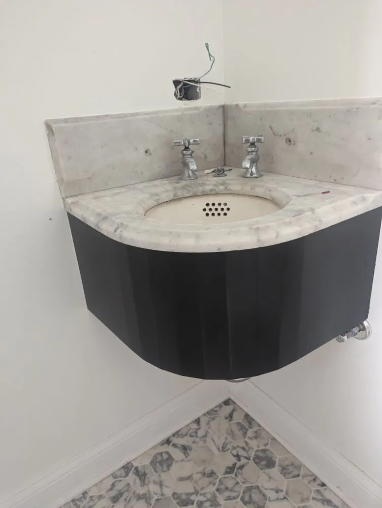 Emergency leak detection experts serving Chicago, IL - Chicago Renovations Pro