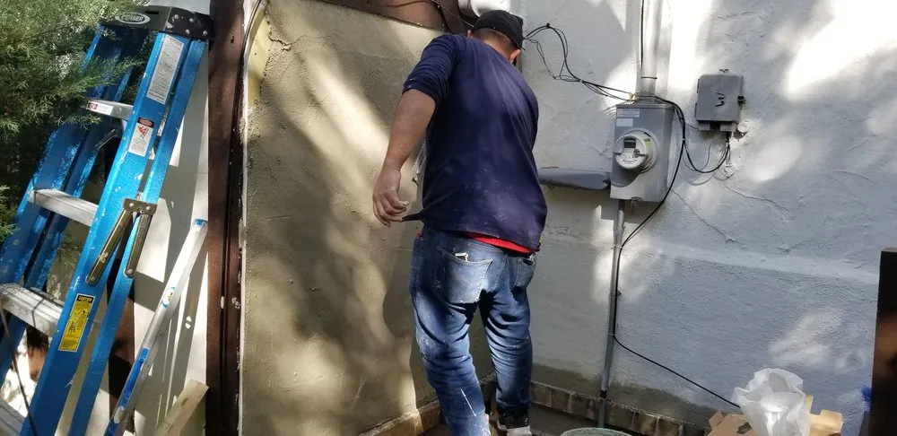 Emergency water heater service experts serving Schiller Park, IL - Chicagoland General Construction