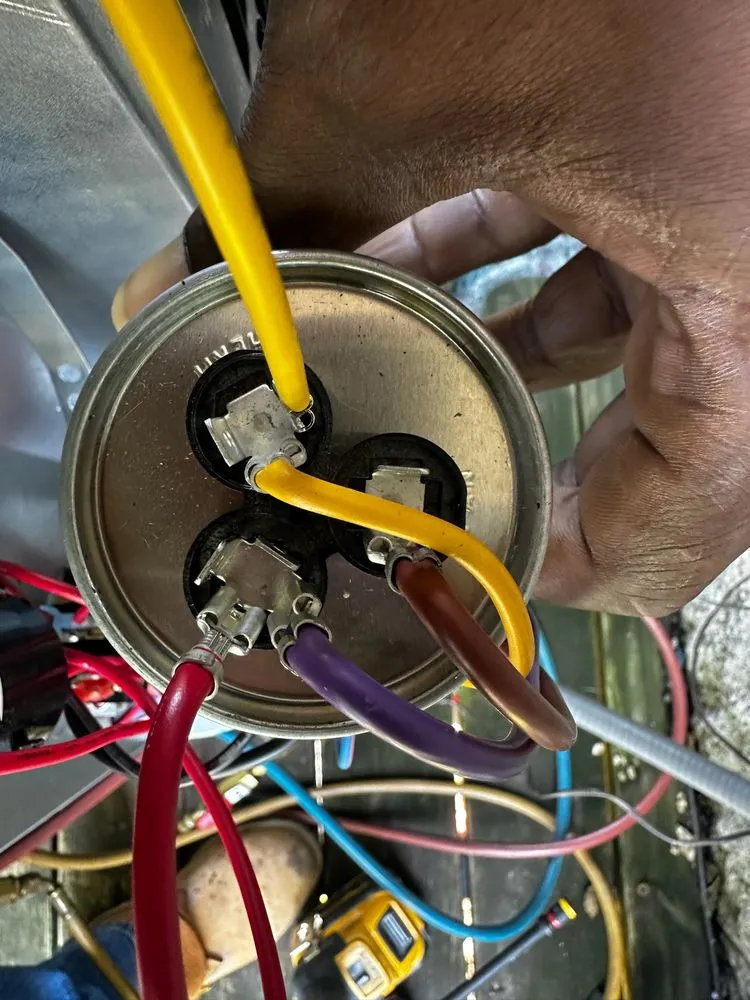 Slide of Chiwest Heating & Cooling