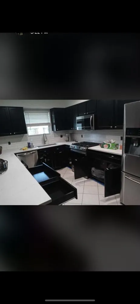 Slide of Chris Mendoza