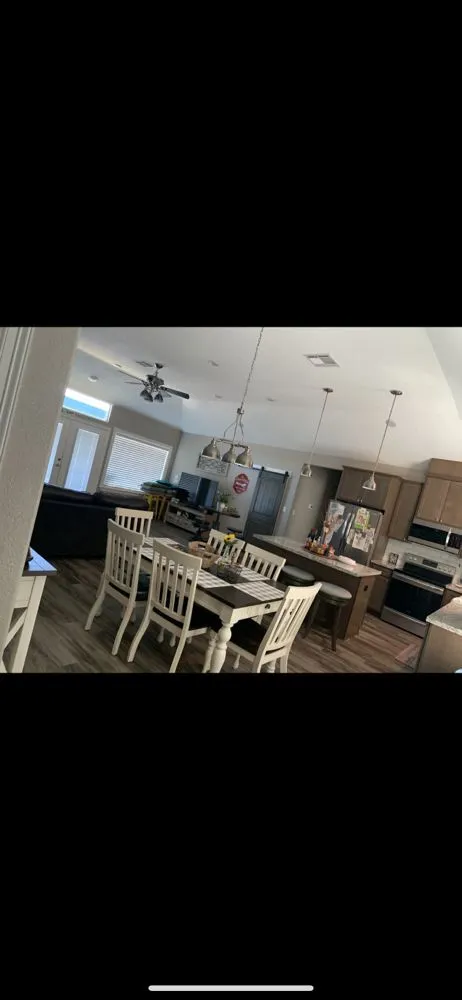 Slide of Chris Mendoza