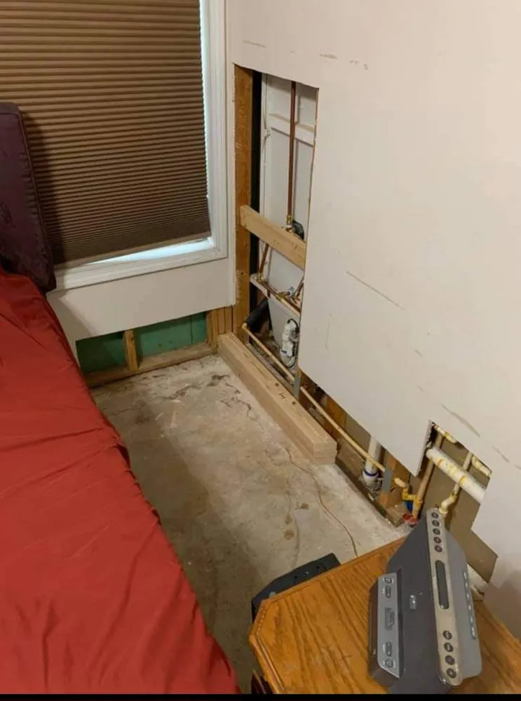 Slide of Chris Stewart Handyman