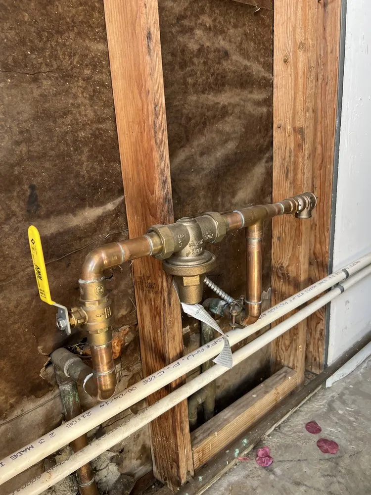 Slide of Chris Villa-Lovos Plumbing