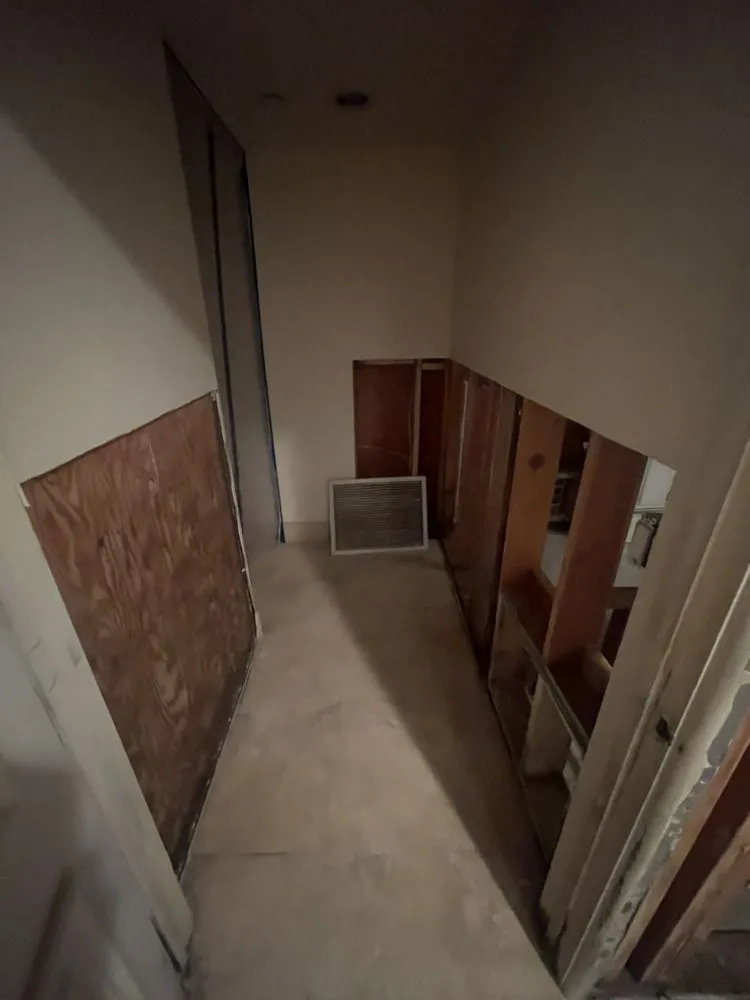 Slide of Christian Handyman