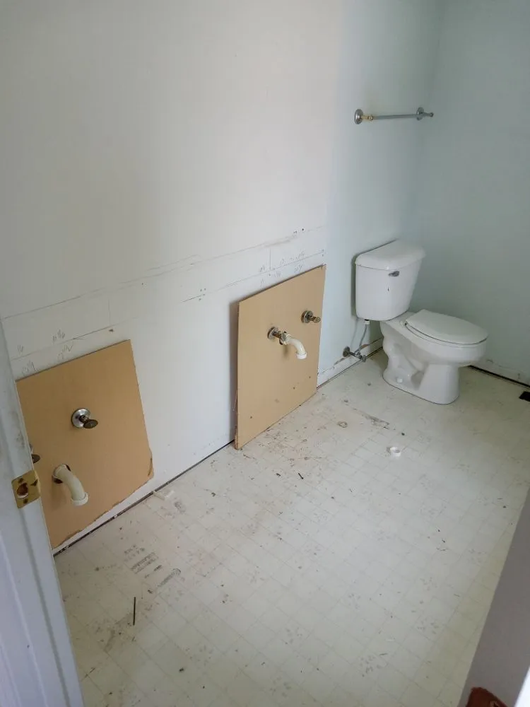 Slide of Chuck can do it. Handyman service