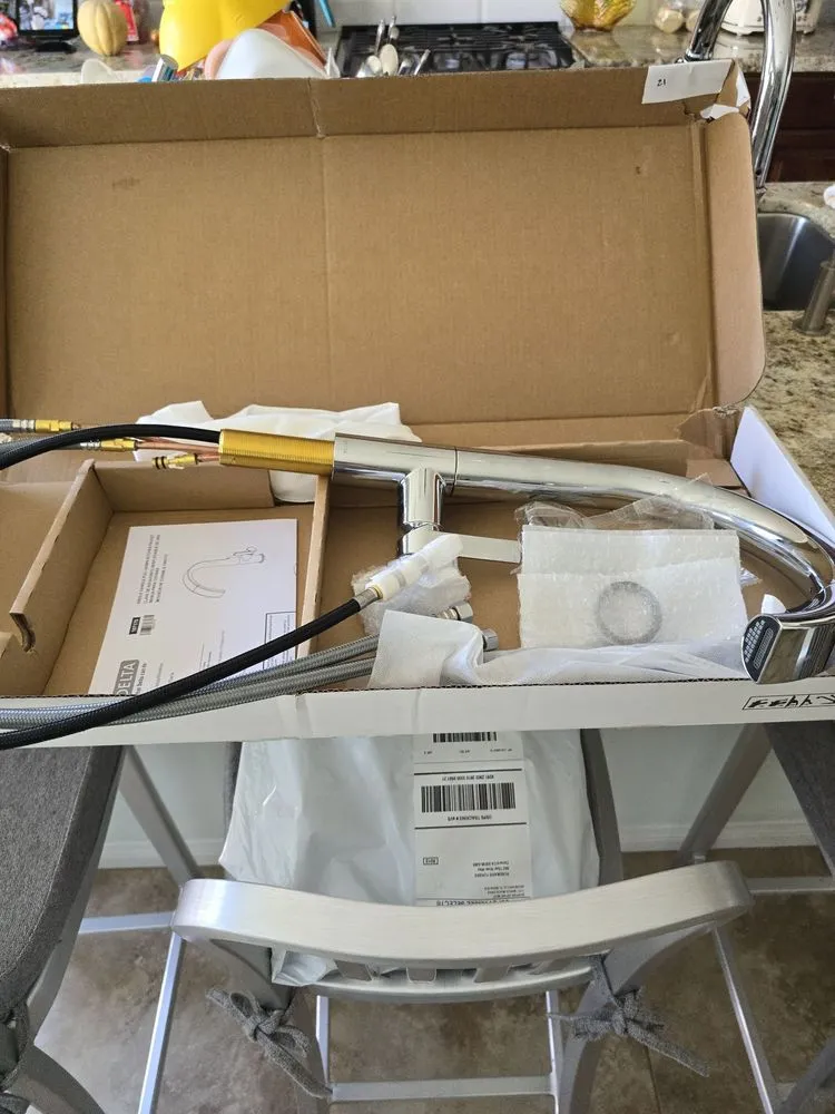 Slide of Chuy's Plumbing