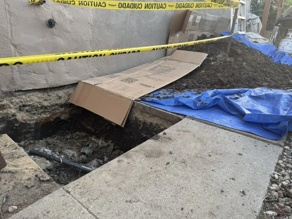 Slide of Chuy's Plumbing