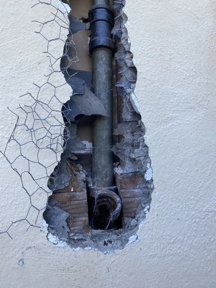 Slide of Ciscos Plumbing