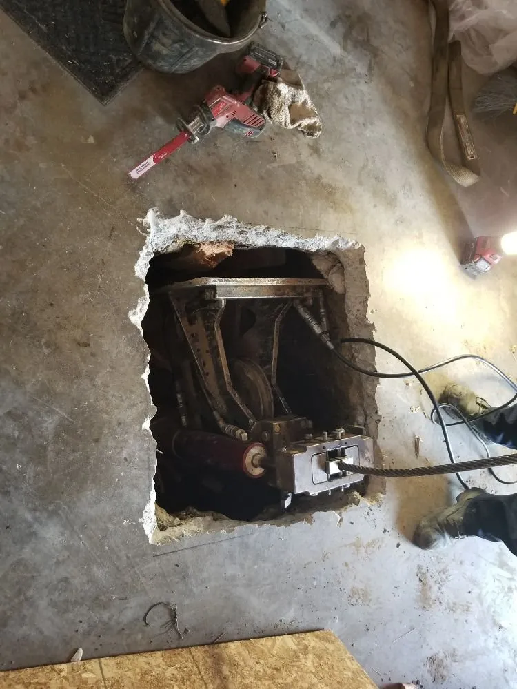 Slide of CJ's Plumbing N Rooter