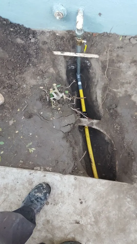 Slide of CJ's Plumbing N Rooter