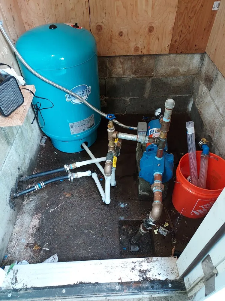 Slide of Clarkes Pump Service