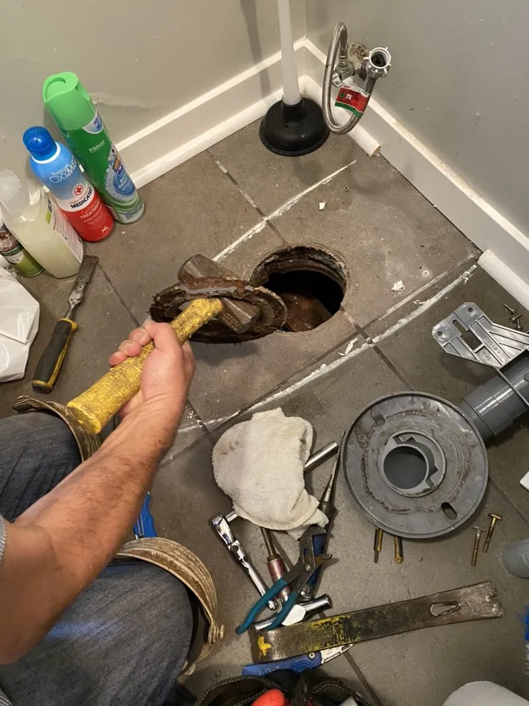 Slide of Clean Pipes Plumbing