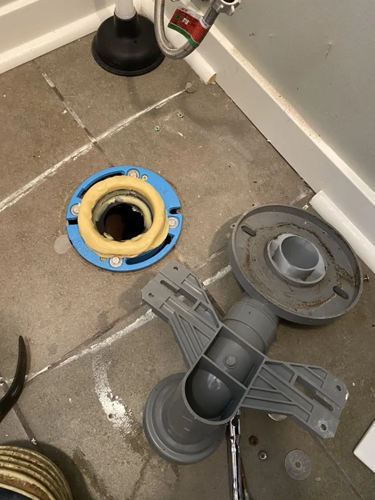 Slide of Clean Pipes Plumbing