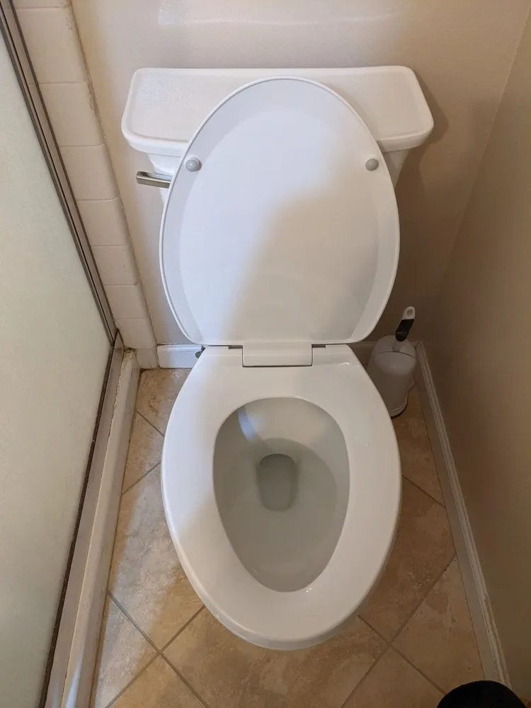 Slide of Clean Pipes Plumbing