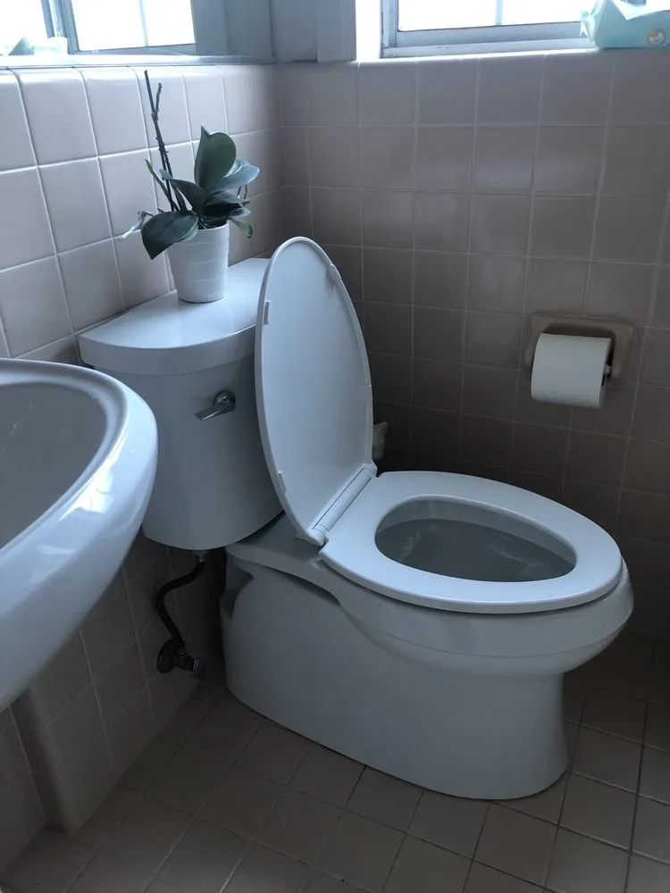 Slide of Clean Pipes Plumbing