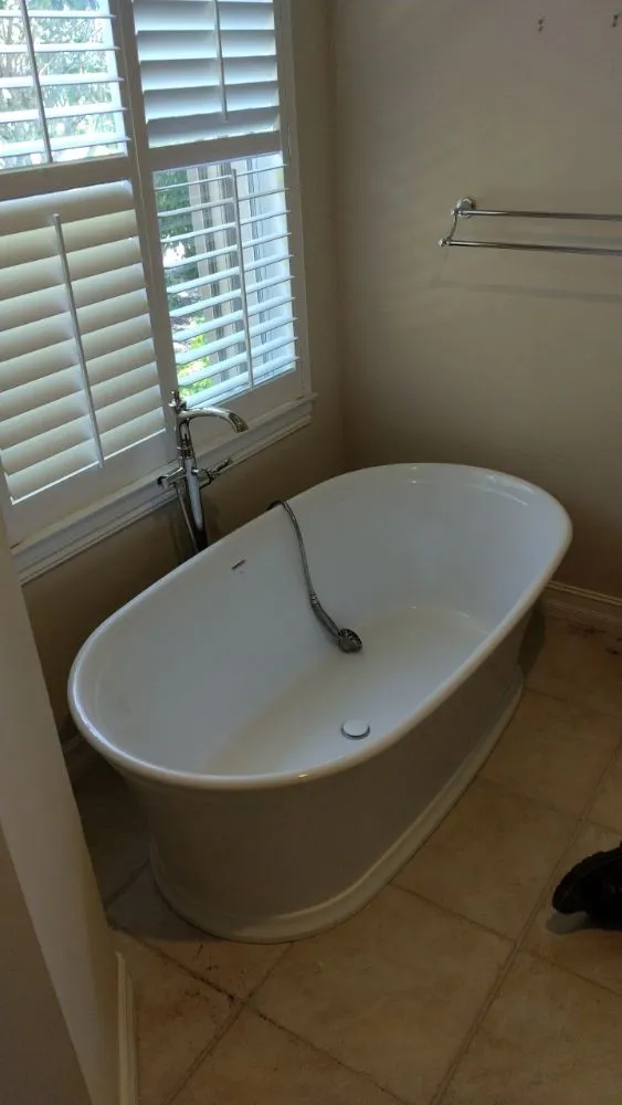 Slide of Cleaner Plumbing Solutions