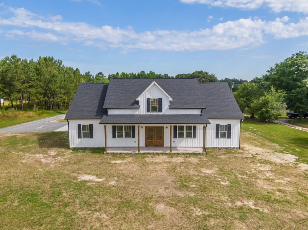 Slide of Clear View Builders