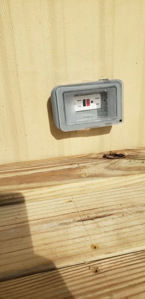 Slide of Clewis Renovations