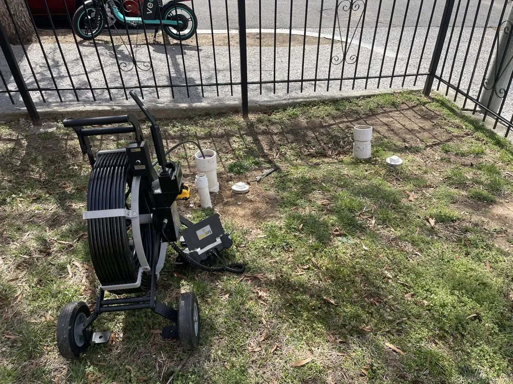 Slide of Clogrooter Services