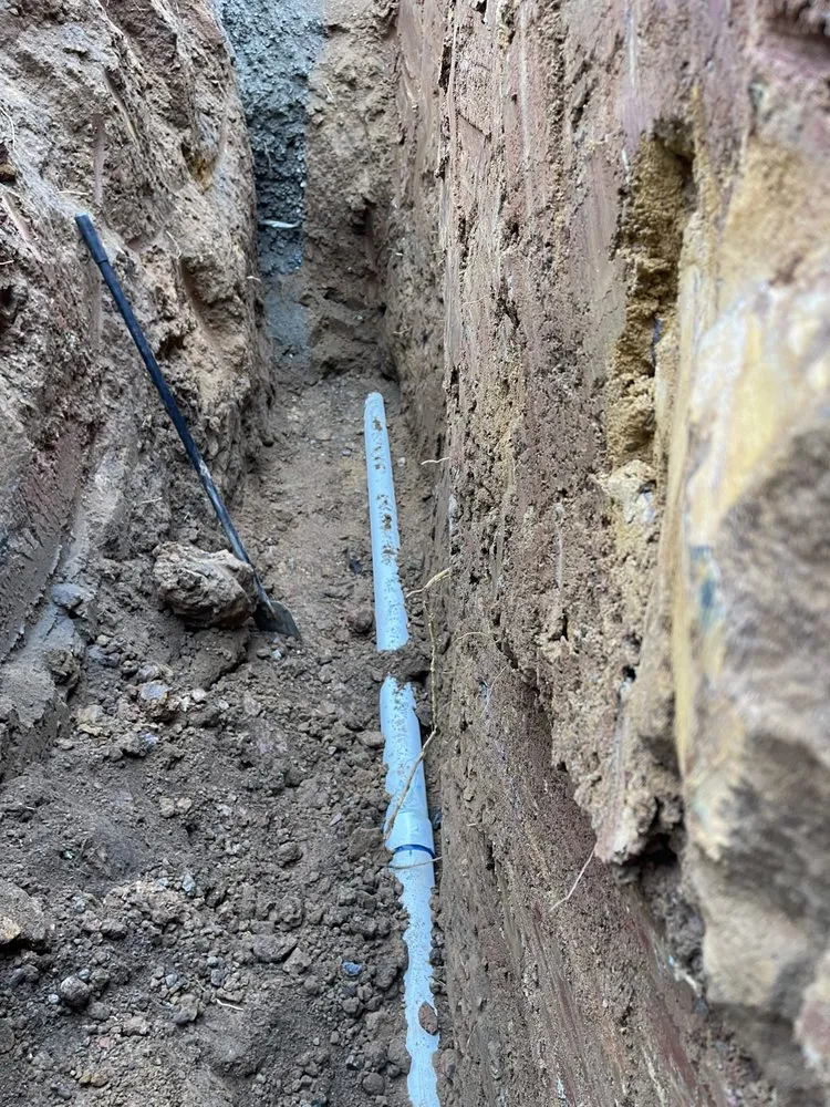 Slide of Clogrooter Services