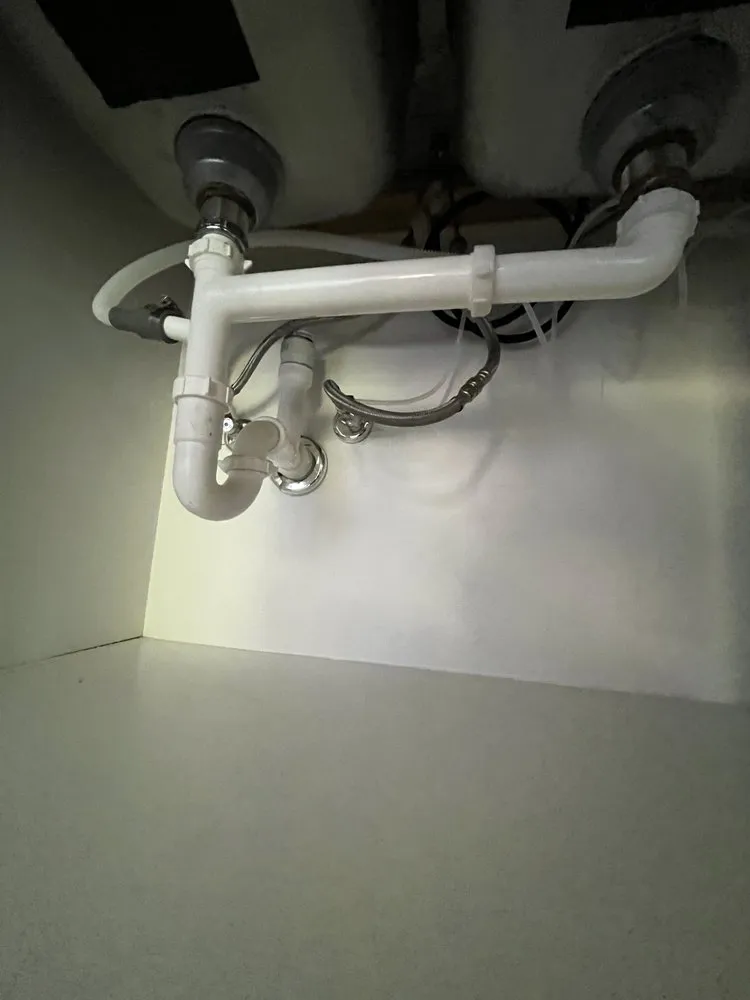 Slide of C&M Plumbing