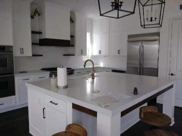 Slide of Cnh Construction