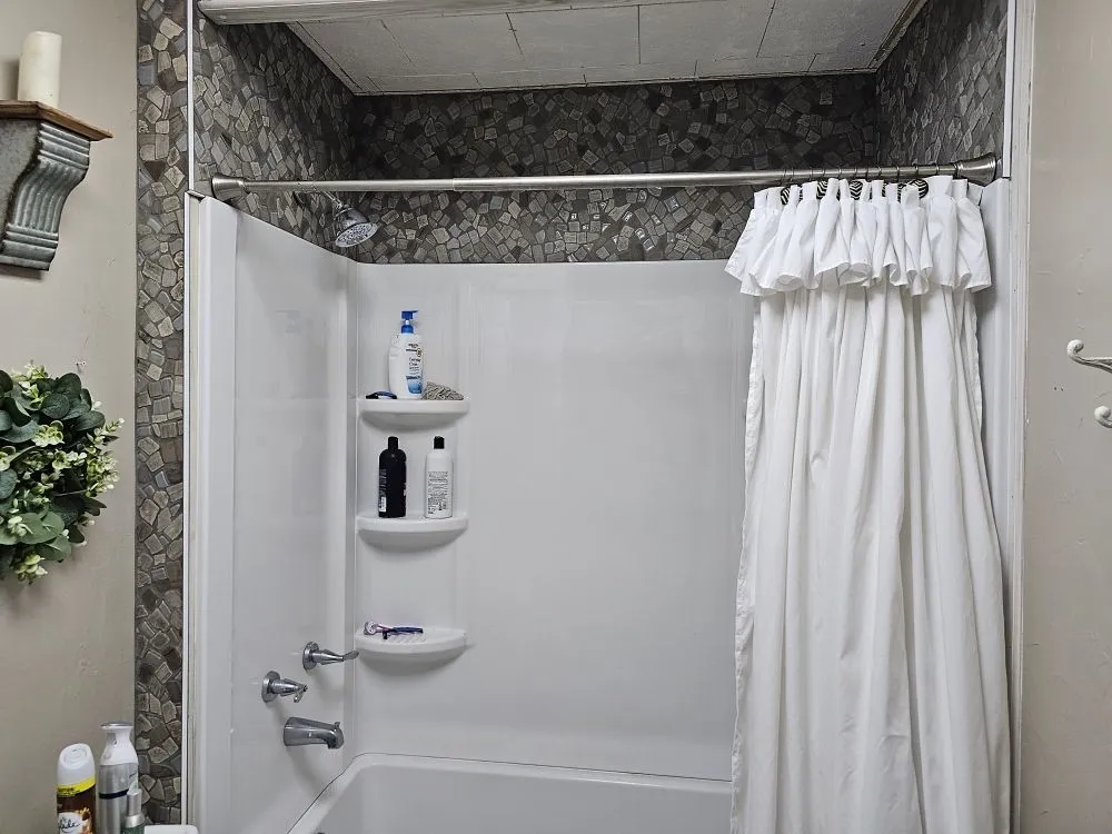 Slide of Cody Fontenot Construction