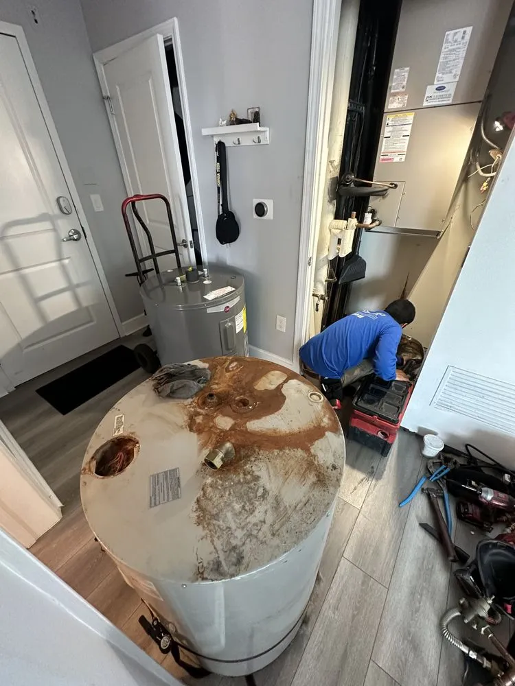 Slide of Coloso plumbing 