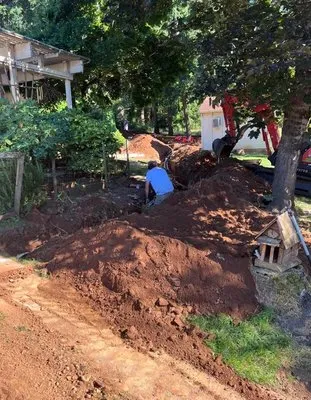 Columbia River Contracting Logo