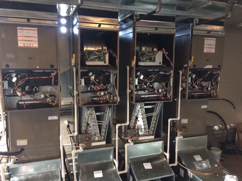 Professional water heater service experts serving Cary, IL - Com24 Heating And Air Conditioning