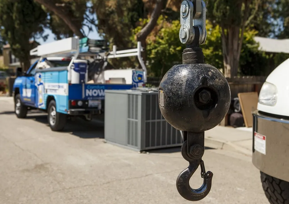 Slide of Comfort Now Air Conditioning and Heating