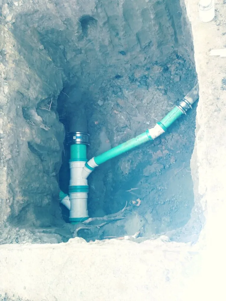 Slide of Commando Plumbing