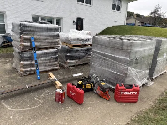 Complete Construction Services Logo