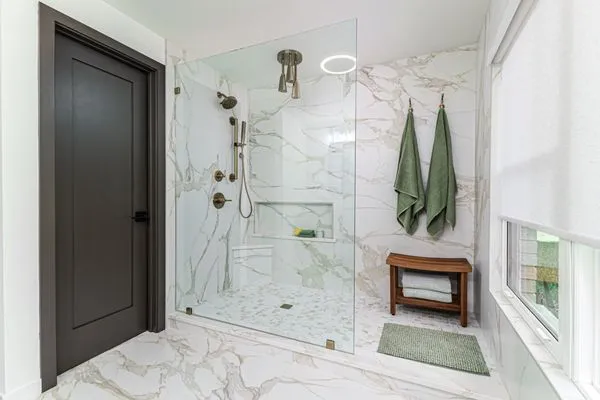 Complete Kitchen & Bath Logo