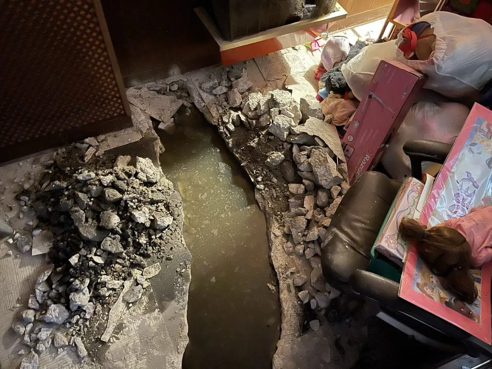 Slide of Complete Sewer And Drain