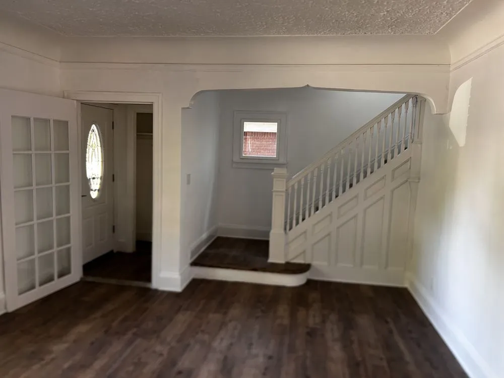 Slide of Conakrymdconsstructiion