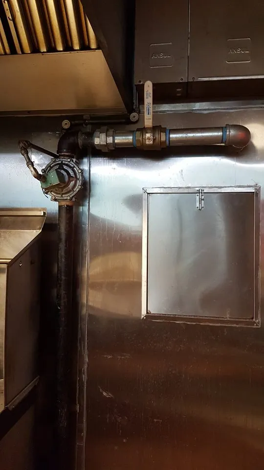 Emergency leak detection in Pearland, TX by Connections a Plumbing Company