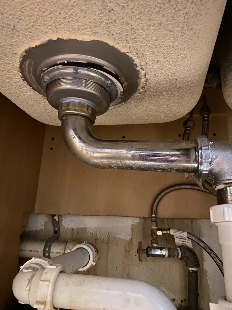 Slide of Construction and Services Hernandez