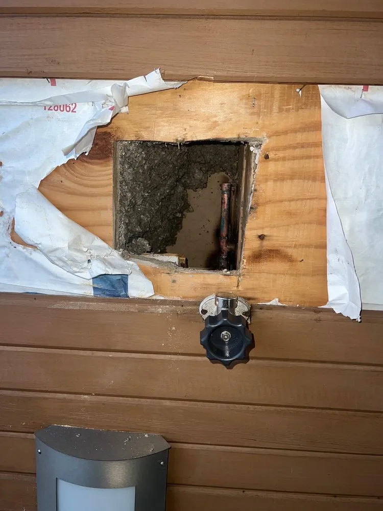 Slide of Construction and Services Hernandez