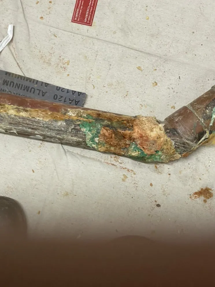 Slide of Construction and Services Hernandez