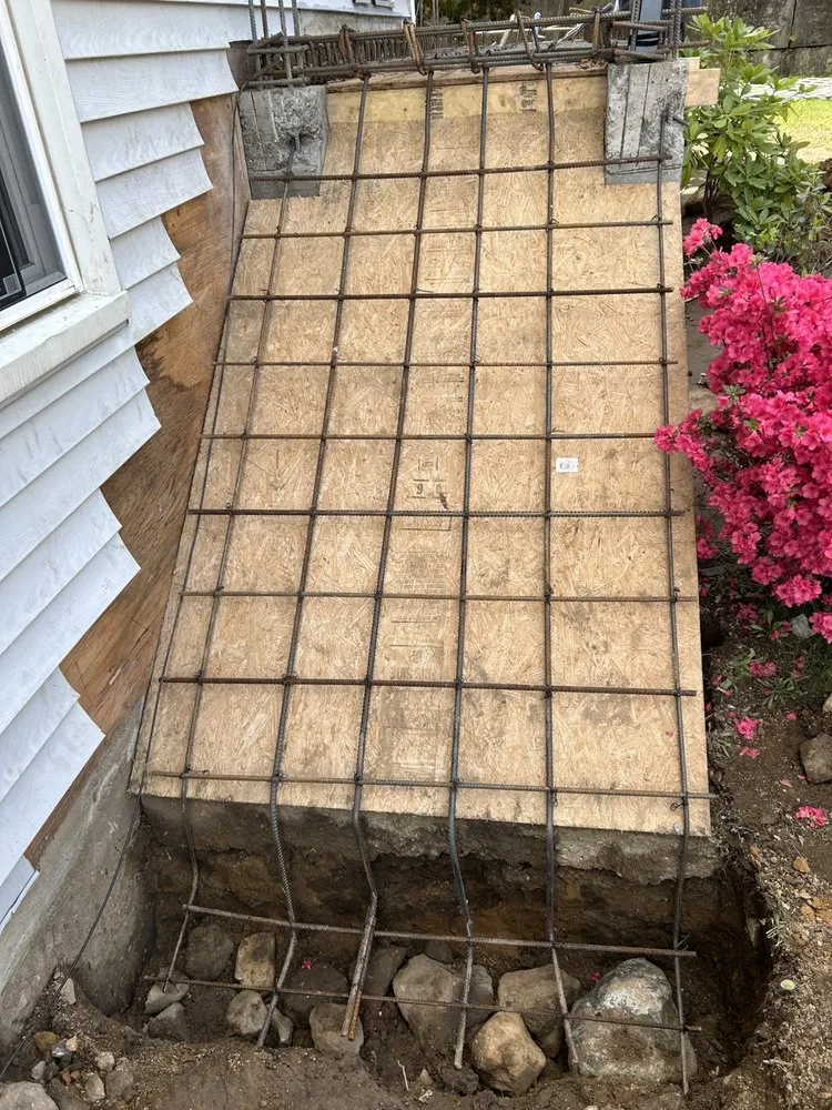 Slide of Construction Canelas